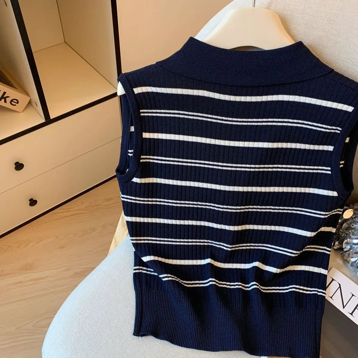 2025 Summer New Temperament Korean Embroidered V-neck Sleeveless Knitting Tank Top Female Fashion Striped Buttons T-Shirts Tops