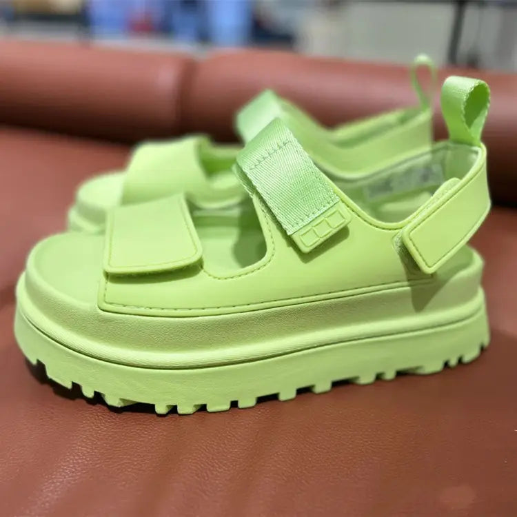 Summer 2025 New Casual Low-heeled Thick-soled Beach Sandals, A Bestseller in Women's Fashion