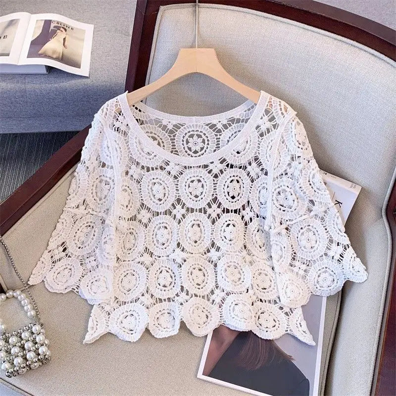 2025 Lace Chic Women's Short French Style Hollowed-out Knitted Sweater Pullover Korean Style New Loose Summer New Top
