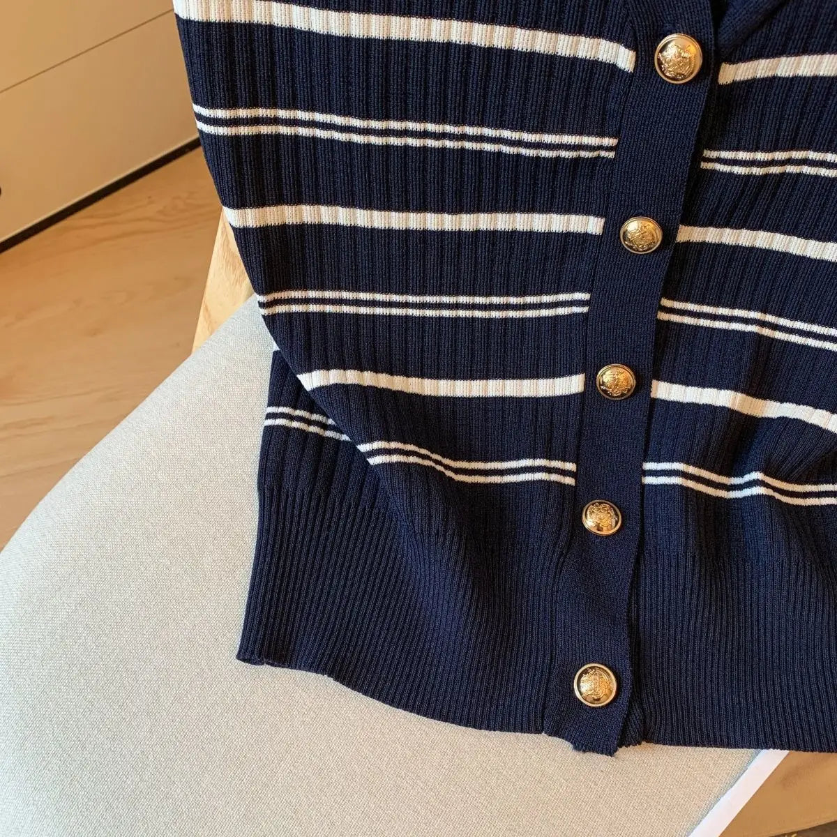 2025 Summer New Temperament Korean Embroidered V-neck Sleeveless Knitting Tank Top Female Fashion Striped Buttons T-Shirts Tops