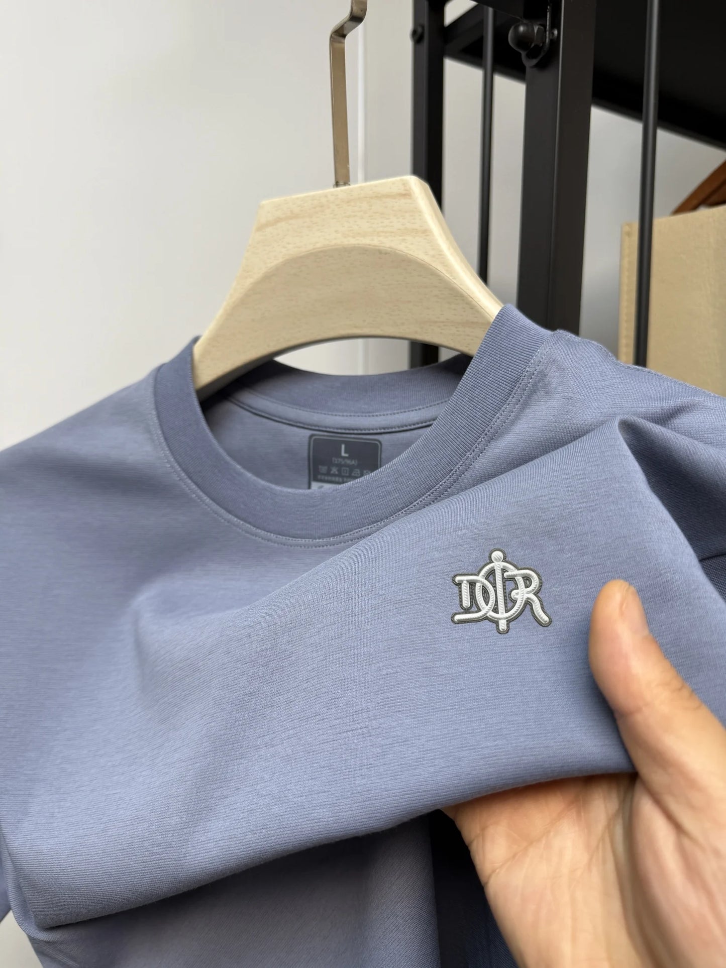 Light luxury short sleeve summer new men's personalized round neck T-shirt high-quality brand silk cotton breathable casual top