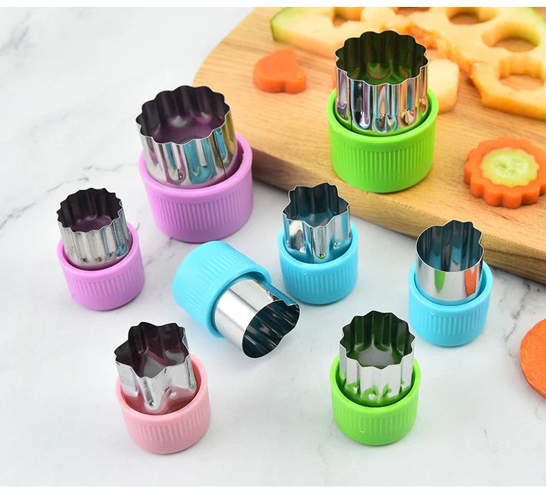 Heart Shape Vegetables Cutter Plastic Handle Cookie Cutters Sandwiches Cutter Stainless Steel Fruit Cutting Die Kitchen Gadgets