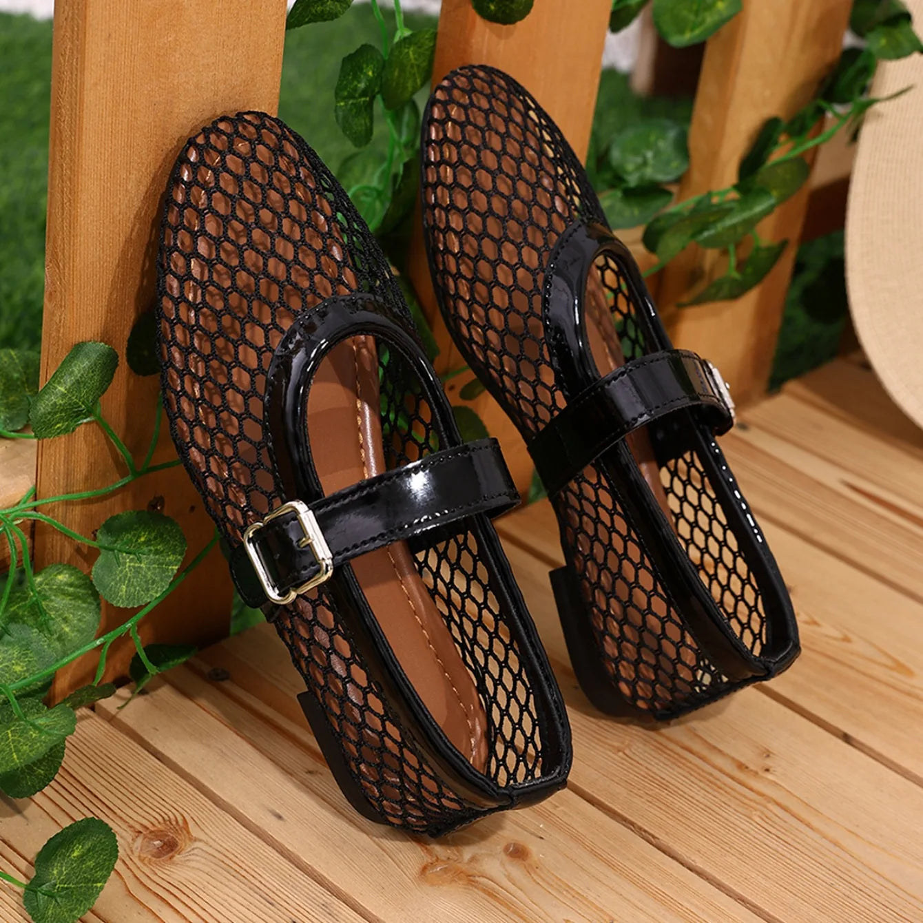 Women Sandals Mesh Breathable Fashion Versatile Sandals Women New Flat Soft Soled Mary Jane Shoes for Women Sandalias De Mujer