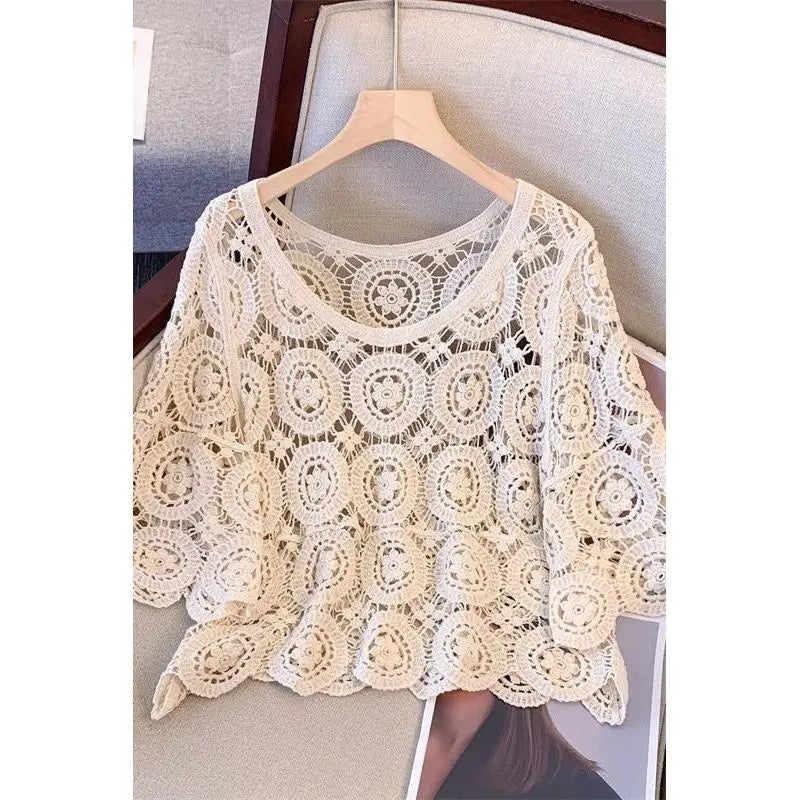 2025 Lace Chic Women's Short French Style Hollowed-out Knitted Sweater Pullover Korean Style New Loose Summer New Top