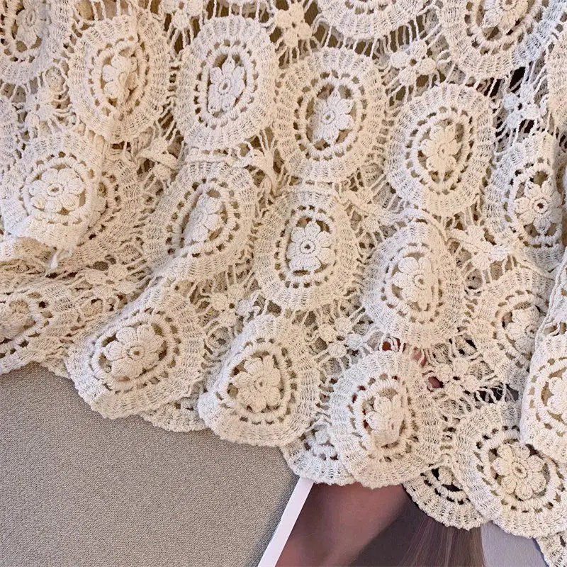 2025 Lace Chic Women's Short French Style Hollowed-out Knitted Sweater Pullover Korean Style New Loose Summer New Top