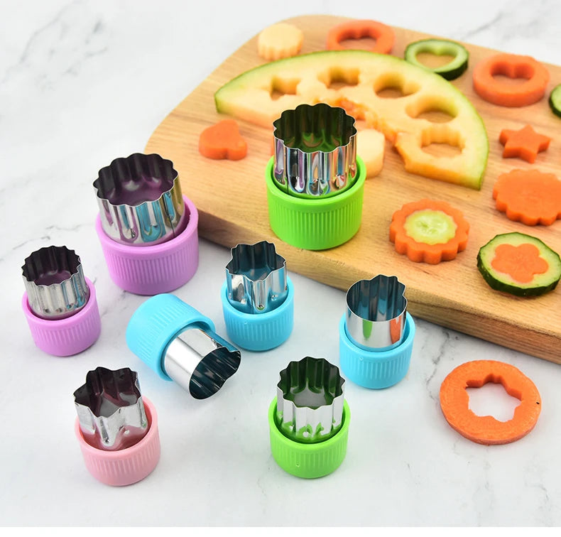 Heart Shape Vegetables Cutter Plastic Handle Cookie Cutters Sandwiches Cutter Stainless Steel Fruit Cutting Die Kitchen Gadgets