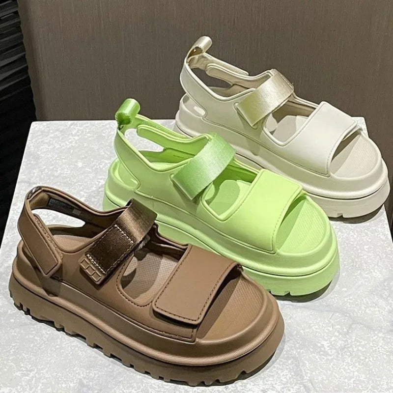Summer 2025 New Casual Low-heeled Thick-soled Beach Sandals, A Bestseller in Women's Fashion