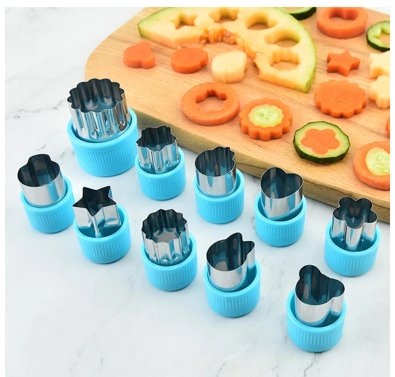 Heart Shape Vegetables Cutter Plastic Handle Cookie Cutters Sandwiches Cutter Stainless Steel Fruit Cutting Die Kitchen Gadgets