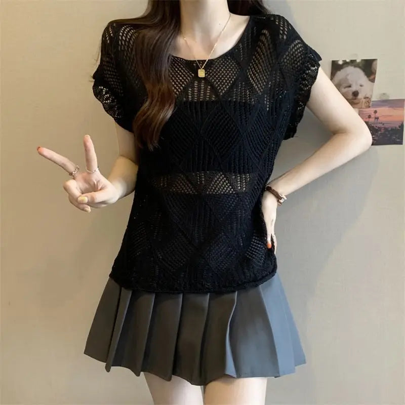 2025 Summer New Hollow Ice Silk Sweater for Women Short-sleeved Shirt with Backless Vests and Thin Tops