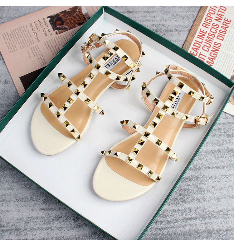 summer women's sandals ladies casual flat shoes simple style Fashion rivet design walking and shopping Large size 41-43