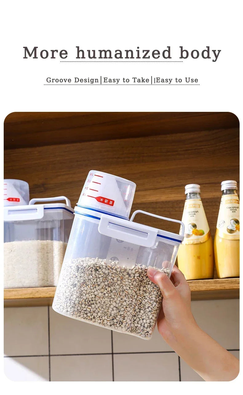 1.5/2kg Kitchen Supplies Food Storage Bucket Portable Moistureproof Storage Tank with Scale Cup Food Bucket Plastic Container