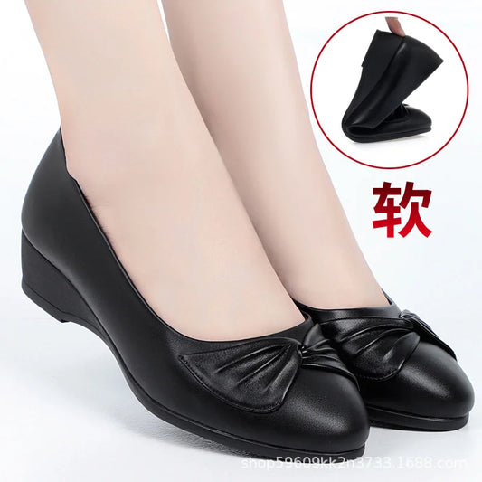 Women Shallow Mouth Casual Light Comfortable Soft Leather Summer Summer Students 2024 New Fashion Outdoor Party Loafers