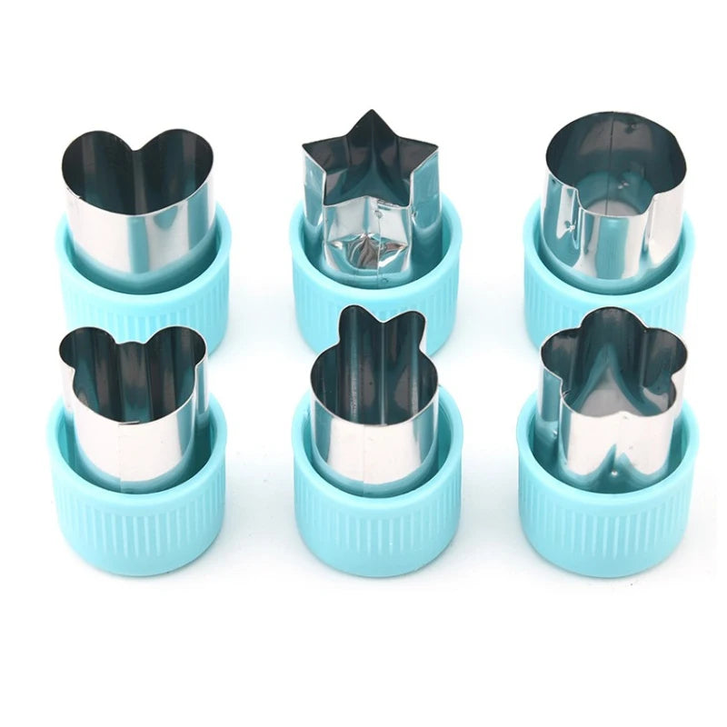 Heart Shape Vegetables Cutter Plastic Handle Cookie Cutters Sandwiches Cutter Stainless Steel Fruit Cutting Die Kitchen Gadgets